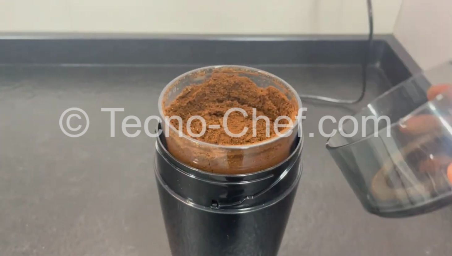 Review De’Longhi KG210